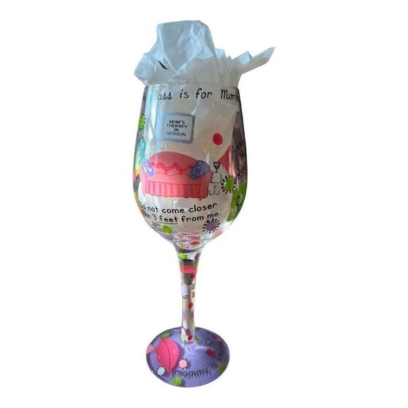 Lolita - Mommy’s‎ Time Out - Hand Painted Wine Glass - Picture 4 of 10